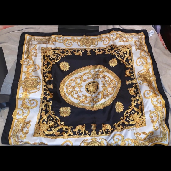 Brand New Versace Silk Scarf - Picture 3 of 3